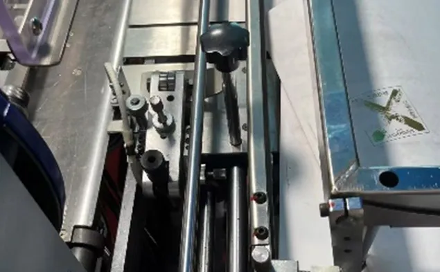 Front and Side Gauges