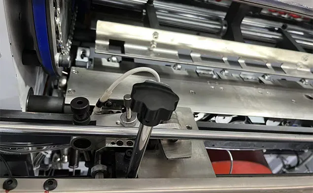 Front and Side Gauges